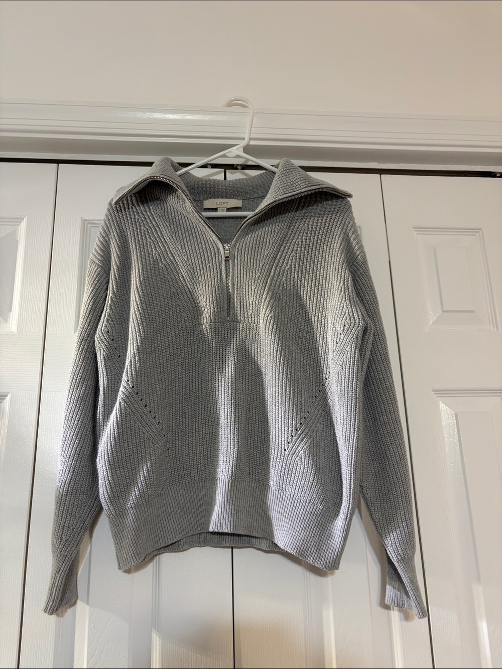 LOFT women’s Light Gray Zip-Neck Ribbed Sweater
